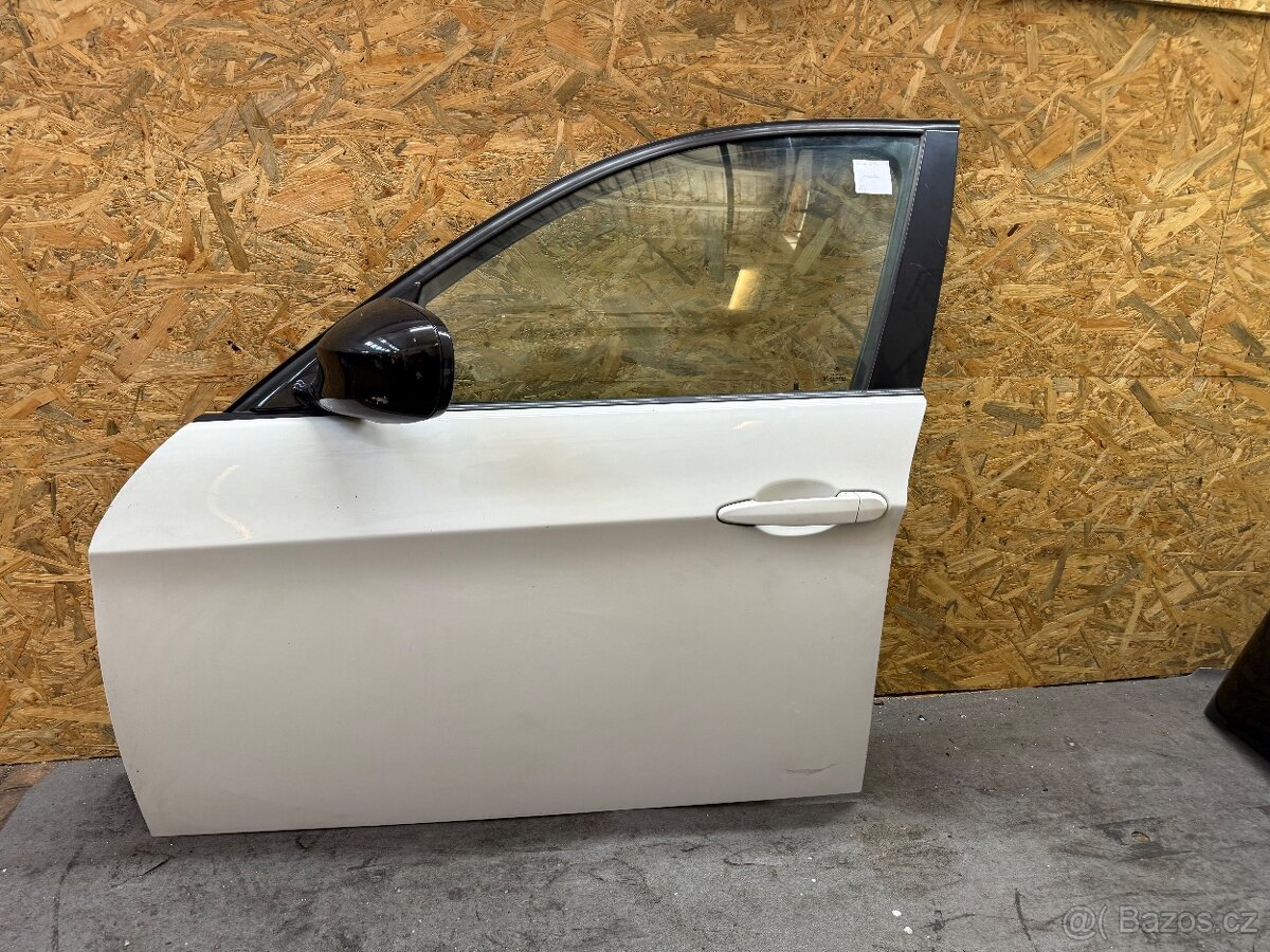 Leve přední Dvere Bmw E90