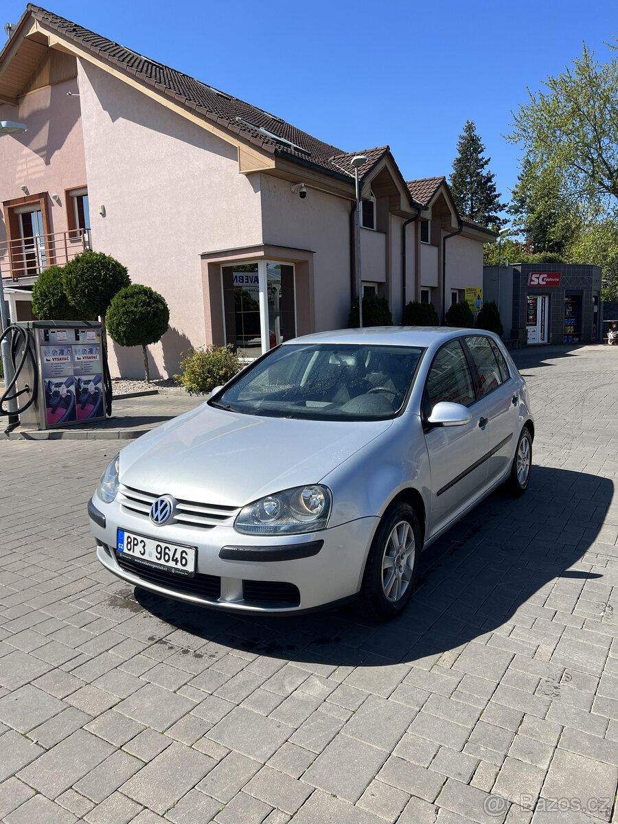 Volkswagen Golf V 1.4