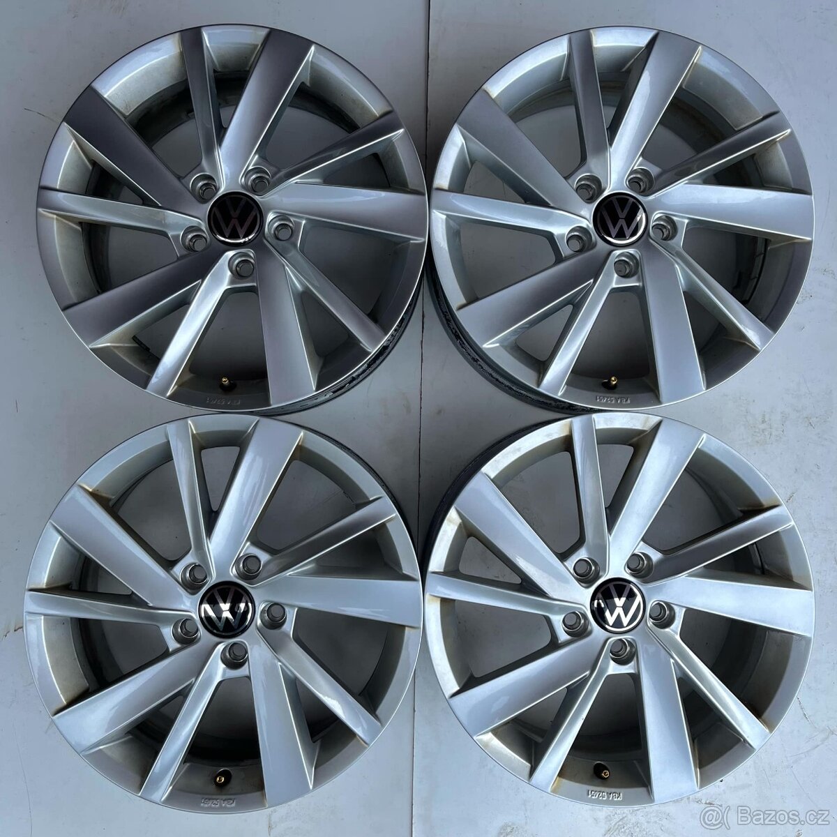 ALU KOLA VW GOLF CADDY PASSAT TOURAN 17"