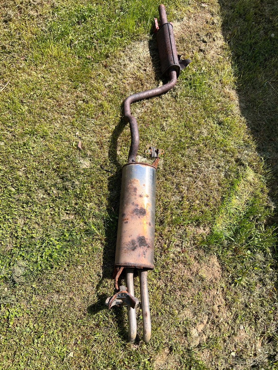 Výfuk VW Bora 1.6