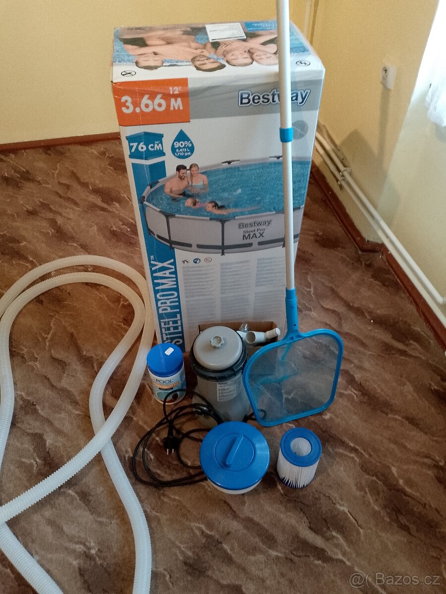 Nový bazén Bestway včetně mnoha příslušenství