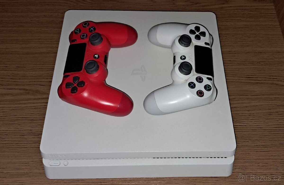 Playstation 4 + 35 her