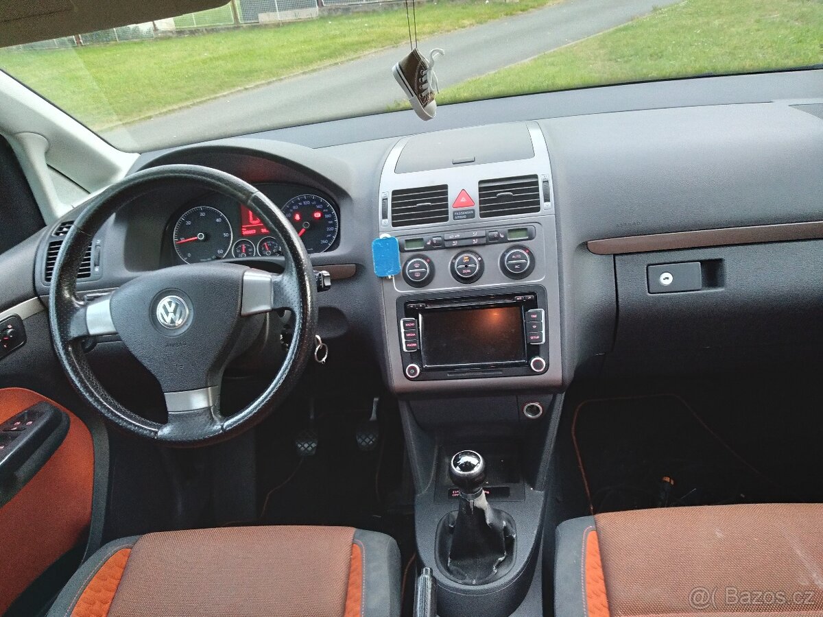 Vw Touran Cross