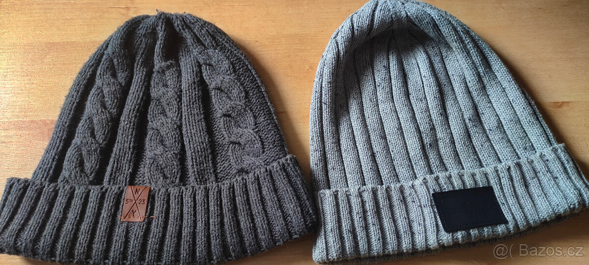 2x čepice H&M