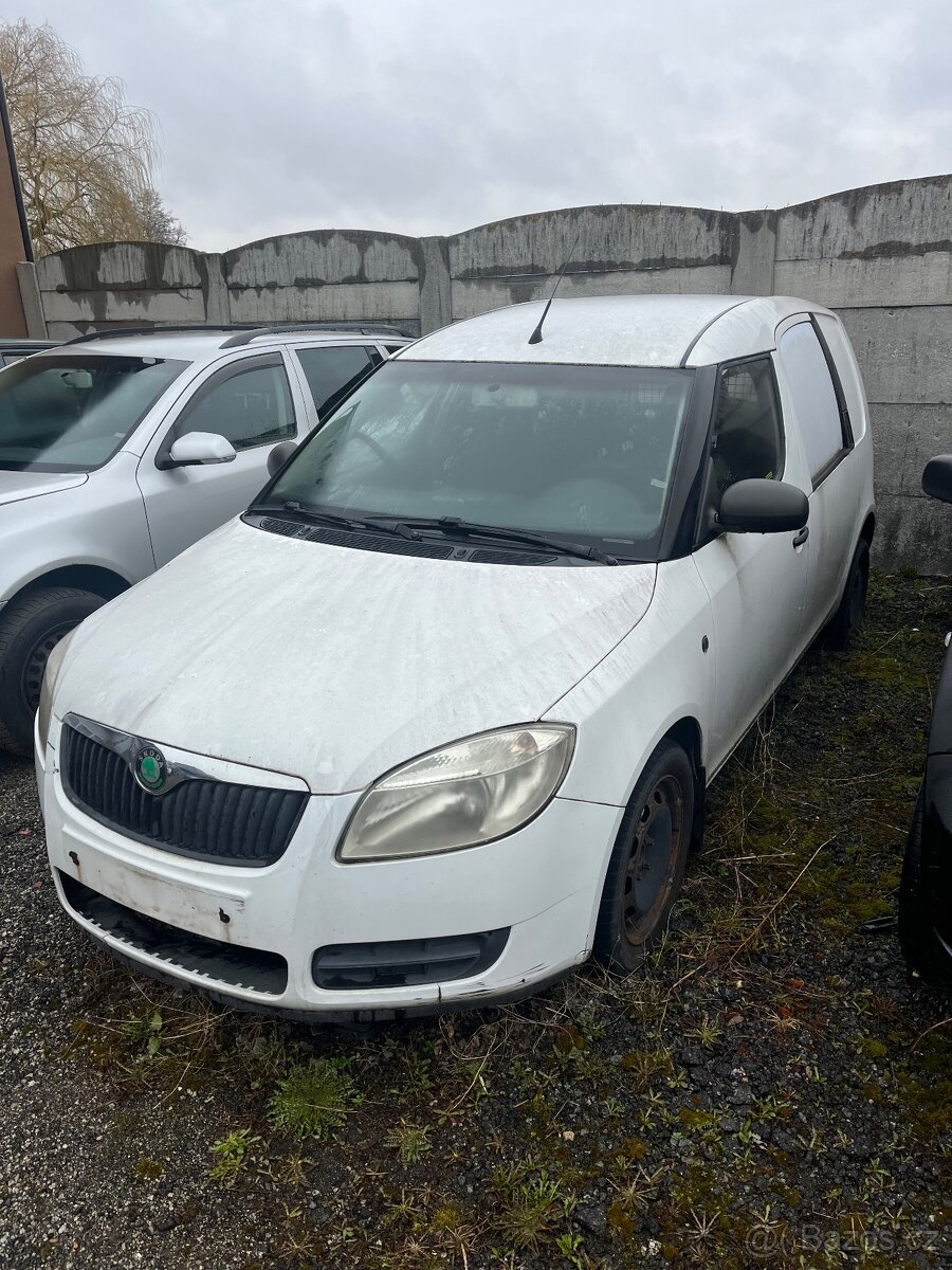 Škoda Roomster Praktik 1.2 HTP