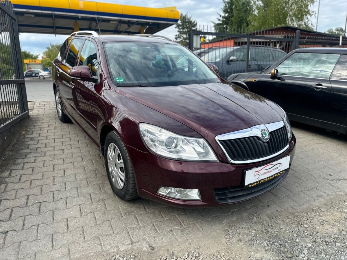 Škoda Octavia 1.6TDi VÝHŘEV SED., 100%KM