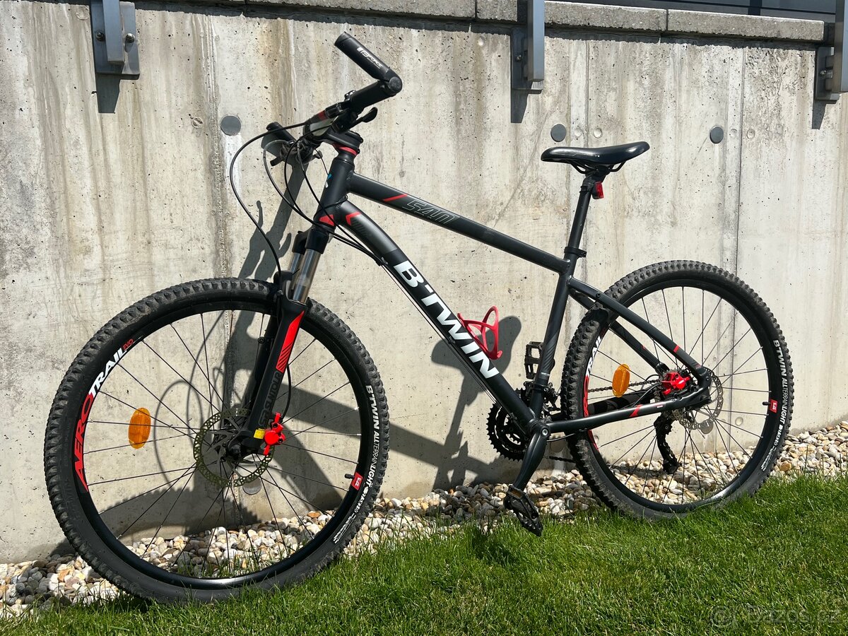 Horské kolo BTWIN Rockrider