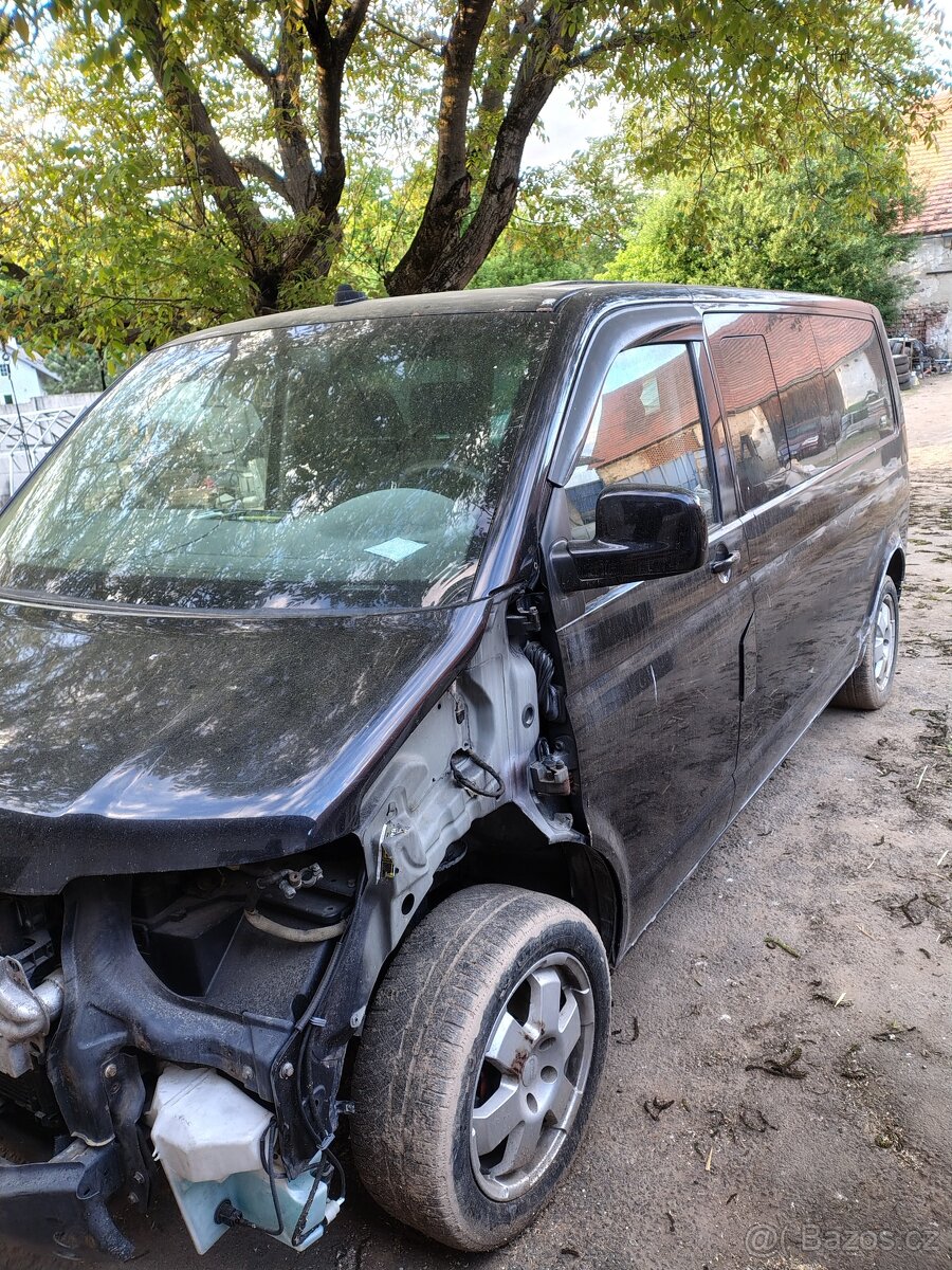 VW Caravelle