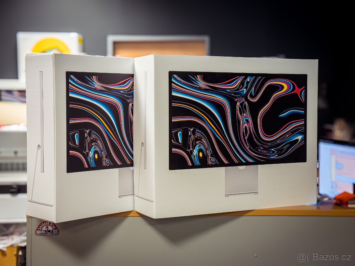 2X Apple Studio Display