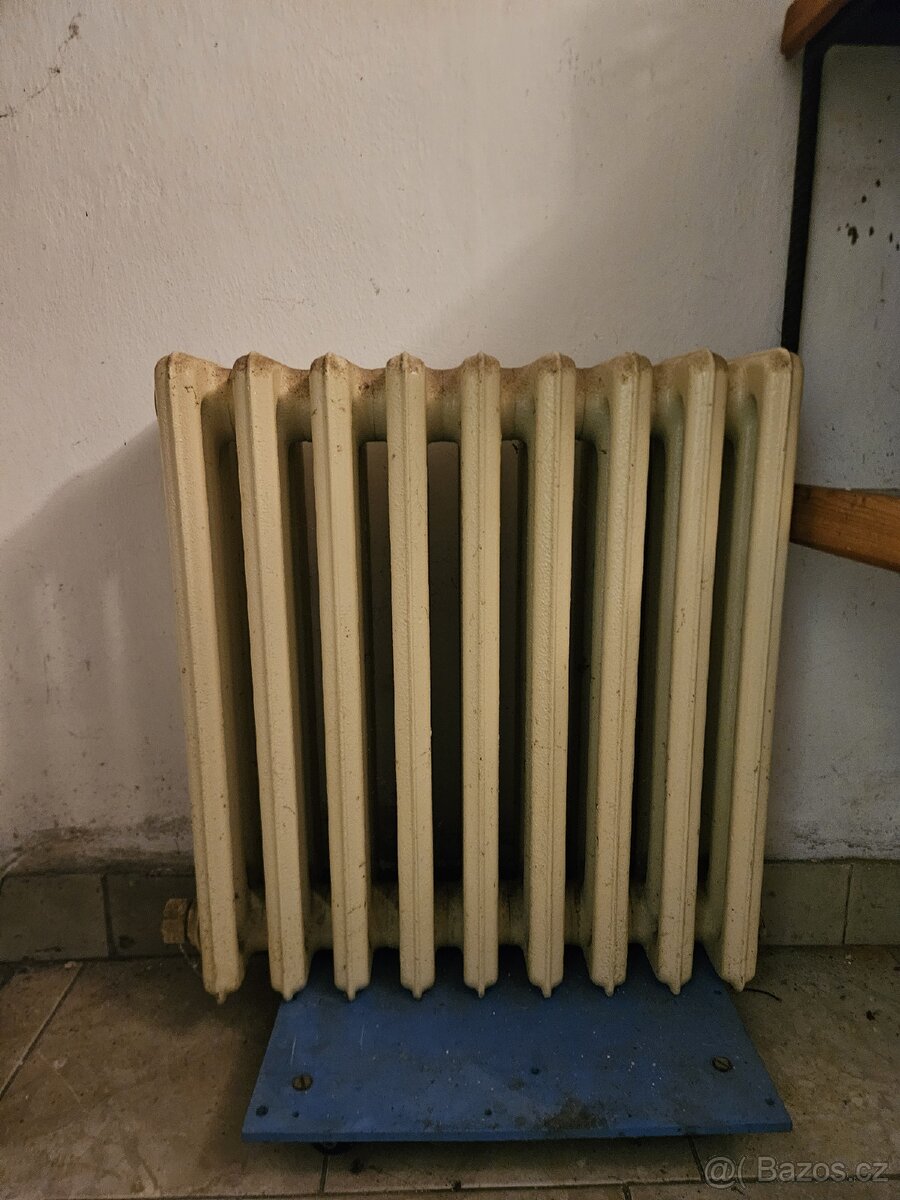 Litinový Radiátor