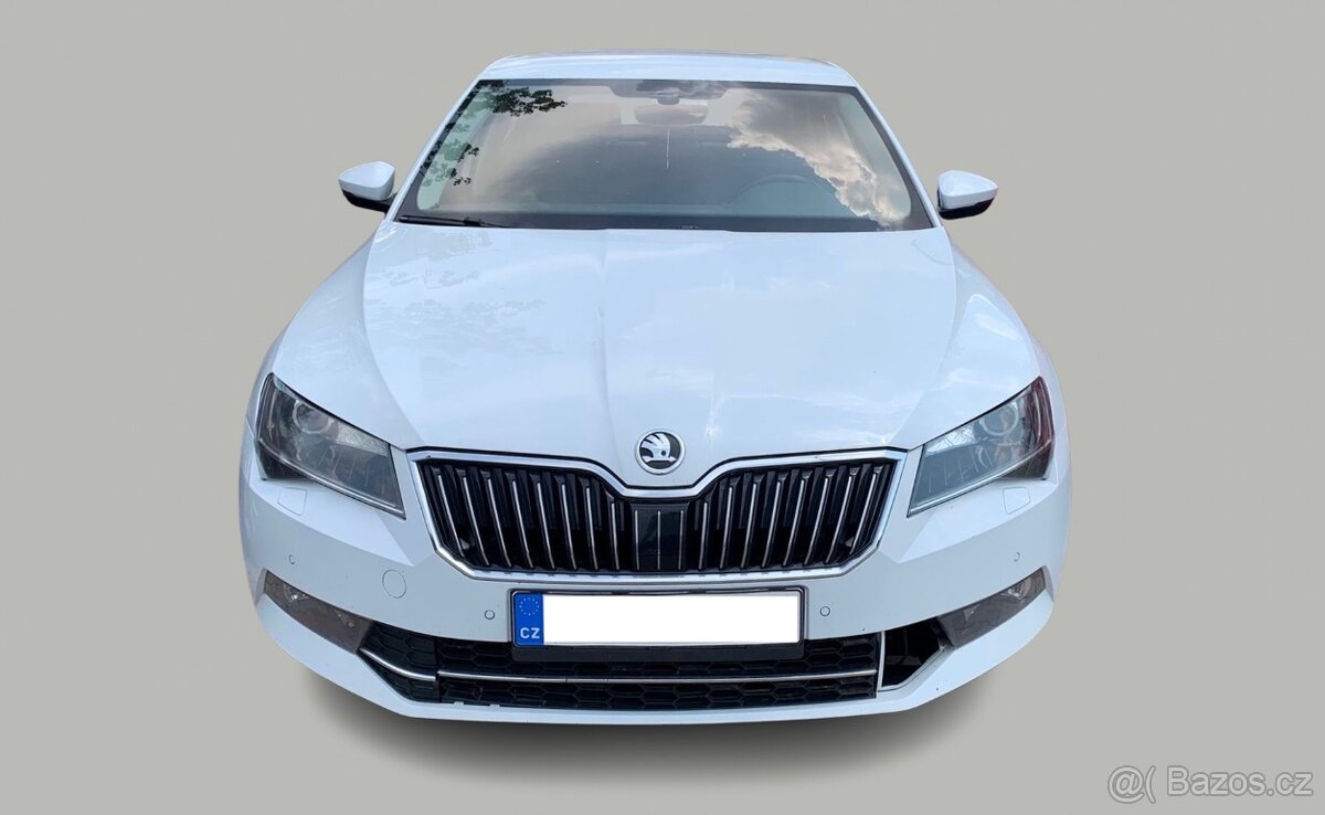 Škoda Superb 3 L&K bílý 2017