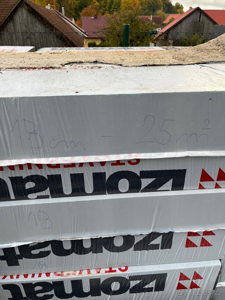 Polystyren grafitový