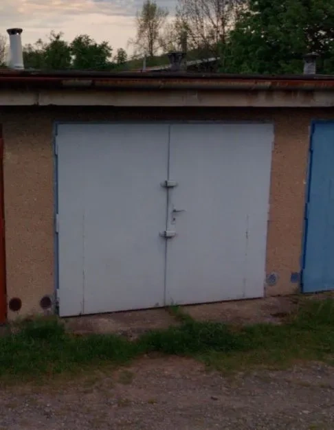 Prodej podílu 1/10 na garáži Valašské Meziříčí (Krásno nad B