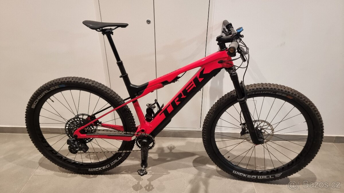 Prodám Trek E-Caliber 9.8 GX AXS L v perfektním stavu