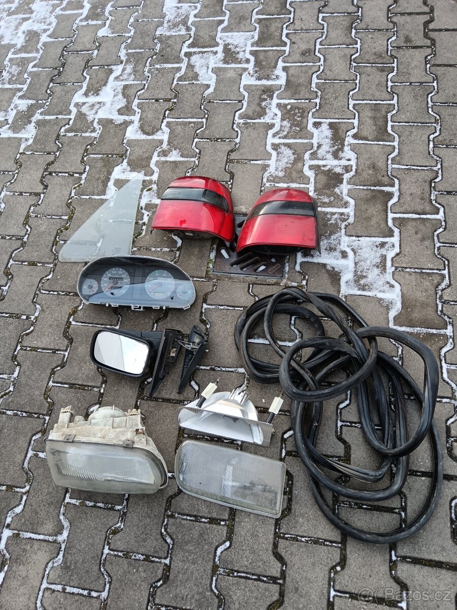 Škoda Felicie náhradní díly různé