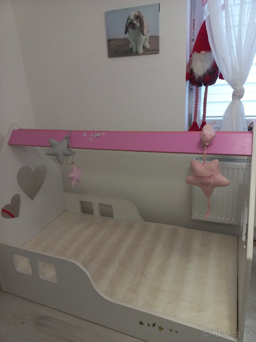 Dětská postel