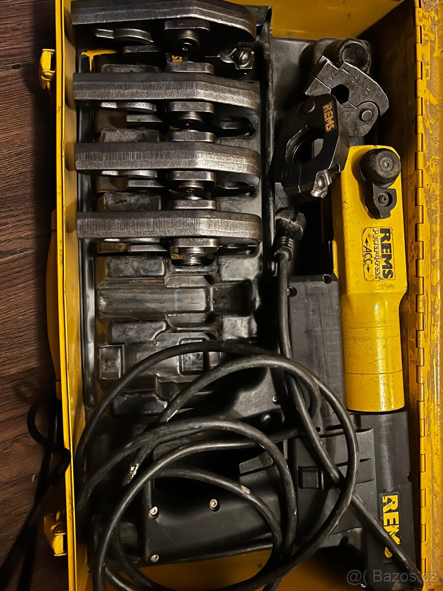 Rems Powerpress ACC s čelistmi V na měď nerezovou ocel