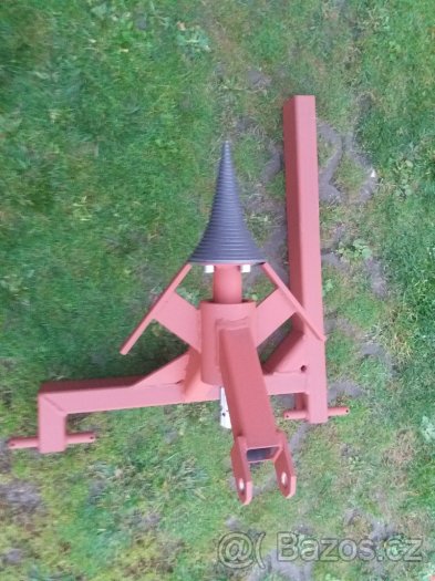 kuželová štípačka dřeva