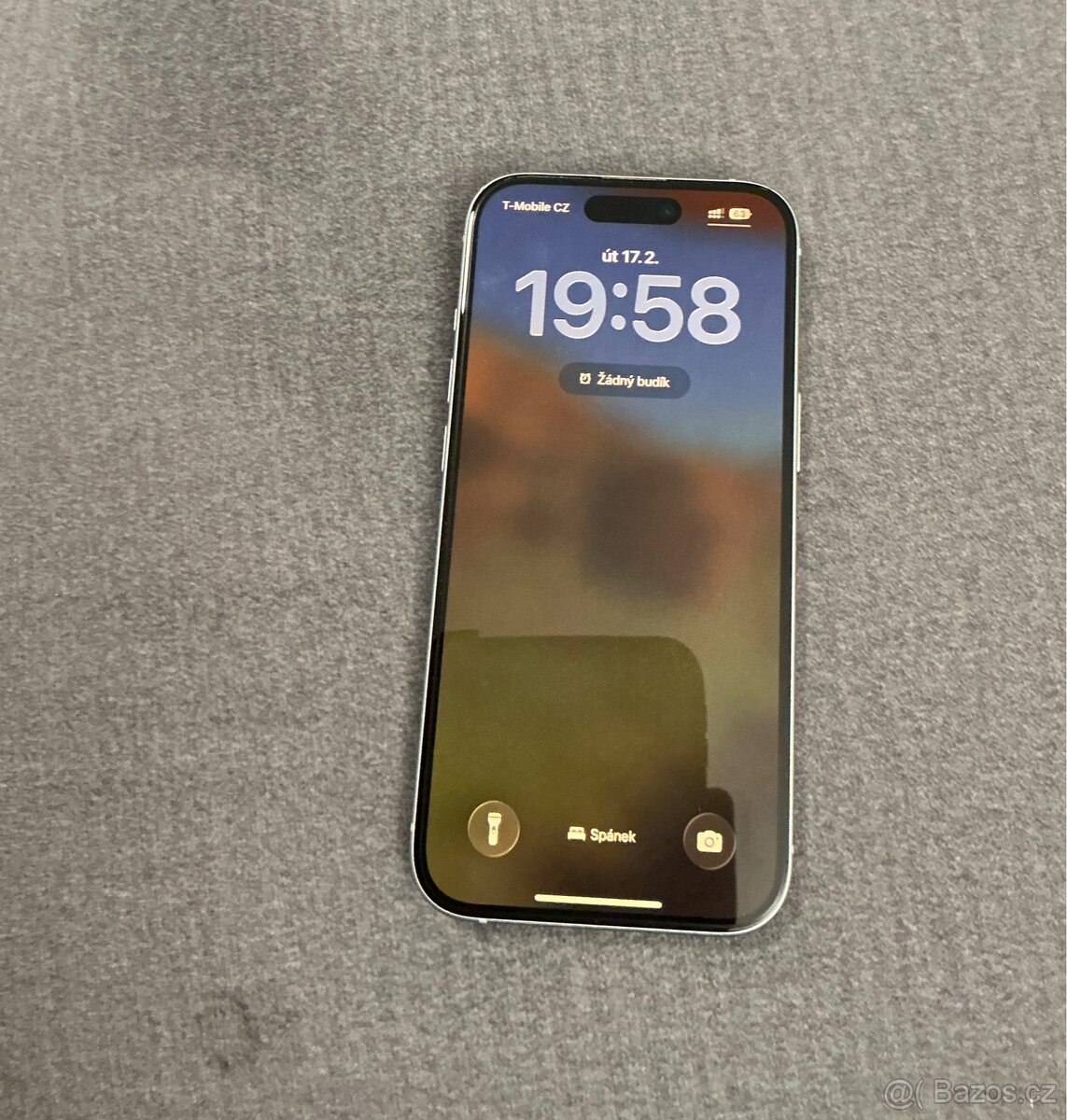 iPhone 15 – vesmírně modrý, 88 % baterie