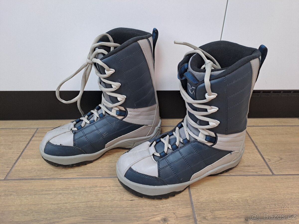 Boty na snowboard