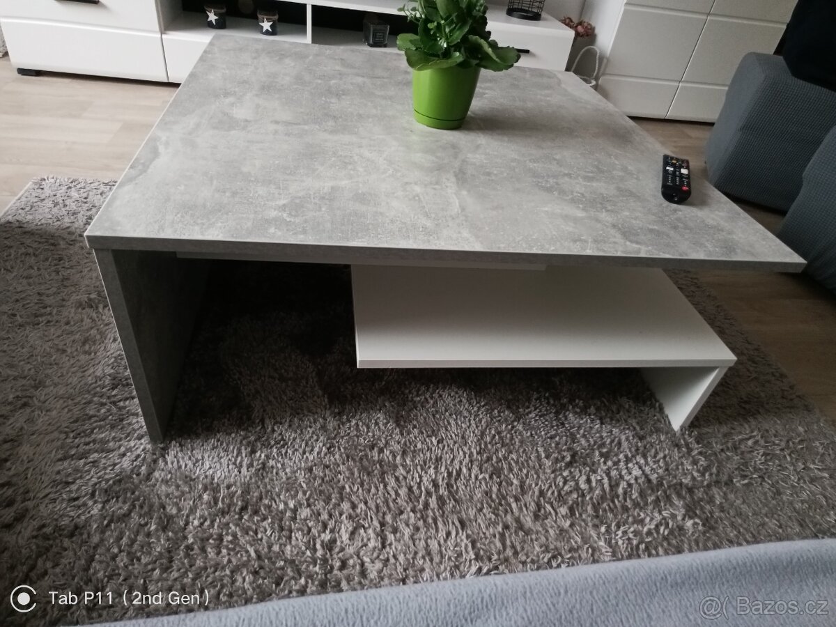 Konferenční stolek