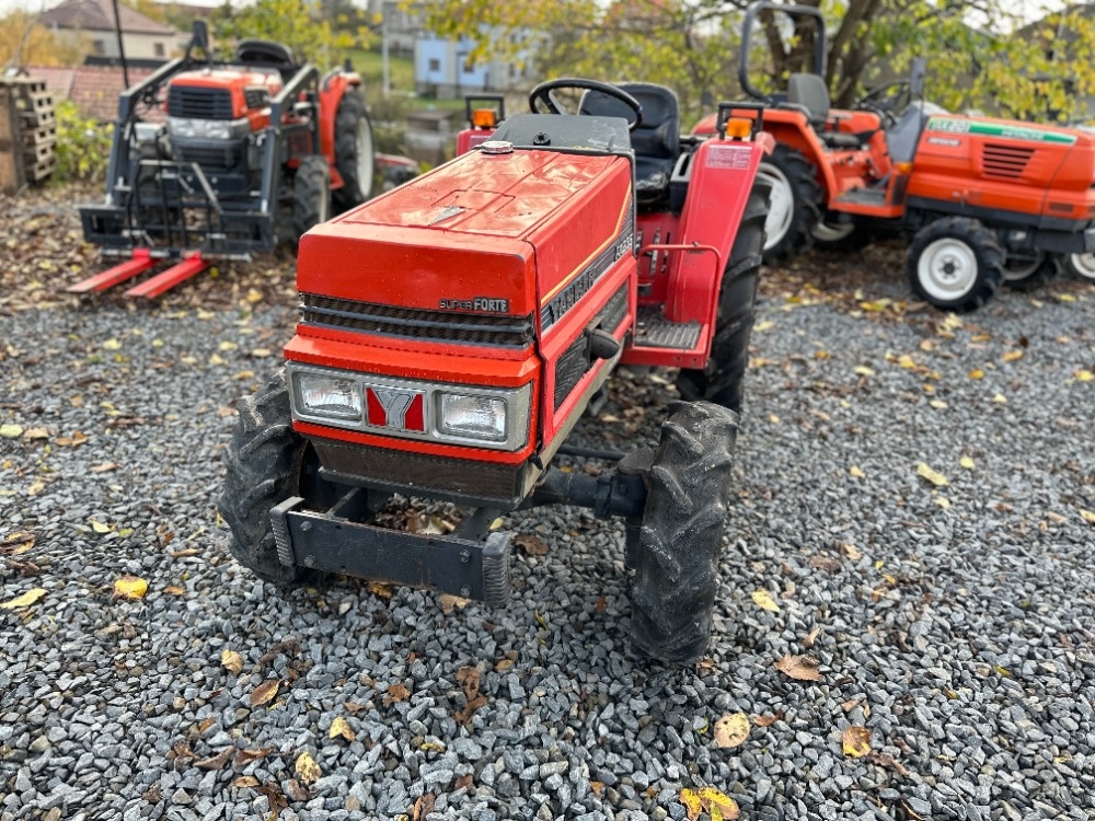 Malotraktor YANMAR FX235 4x4 servo 23HP