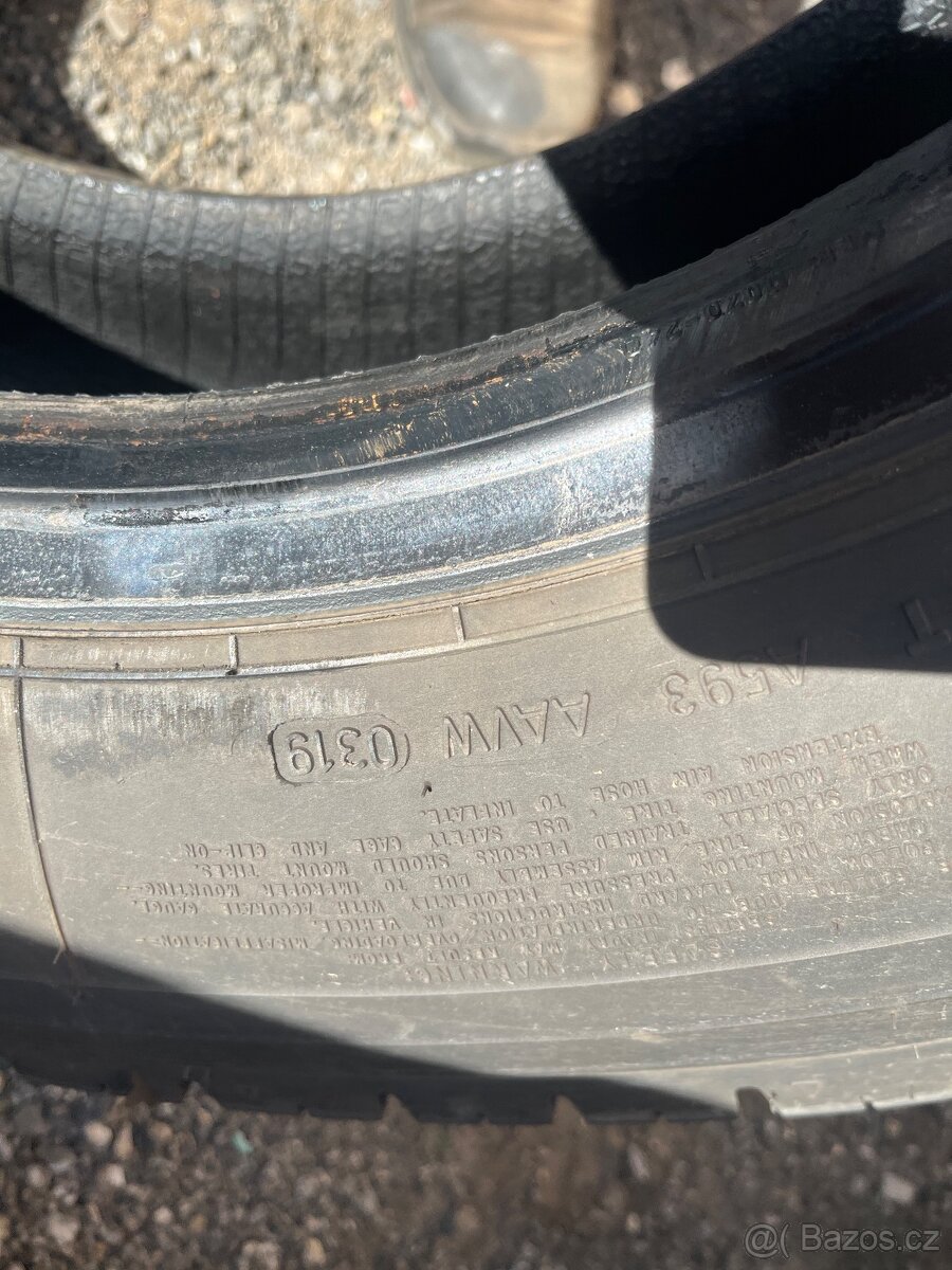 245/70 R19.5