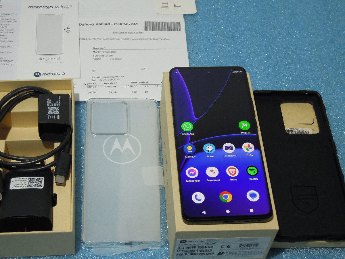 Motorola EDGE 40 5G 8GB/256GB černá Komplet Záruka