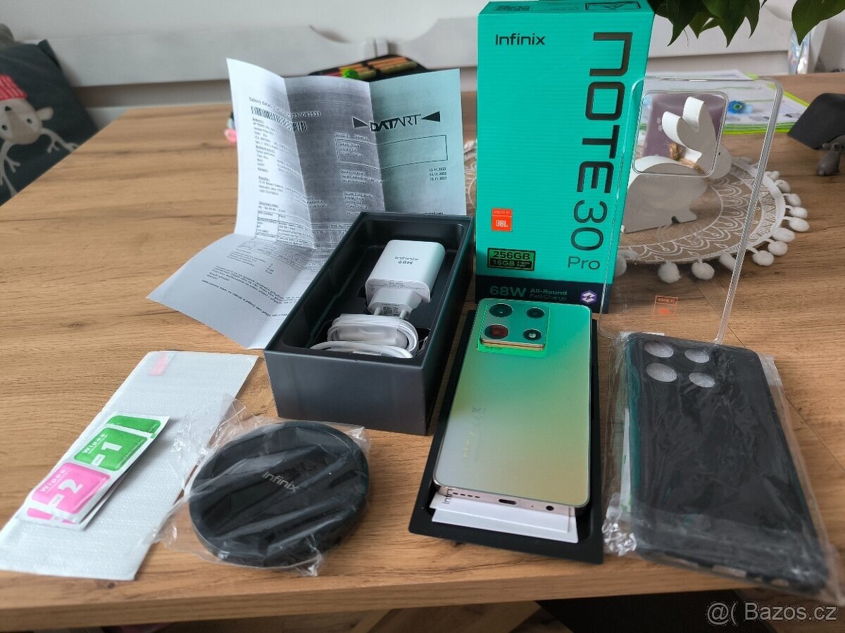 Infinix NOTE 30 Pro 8/256 zlatý kompletní balení v záruce