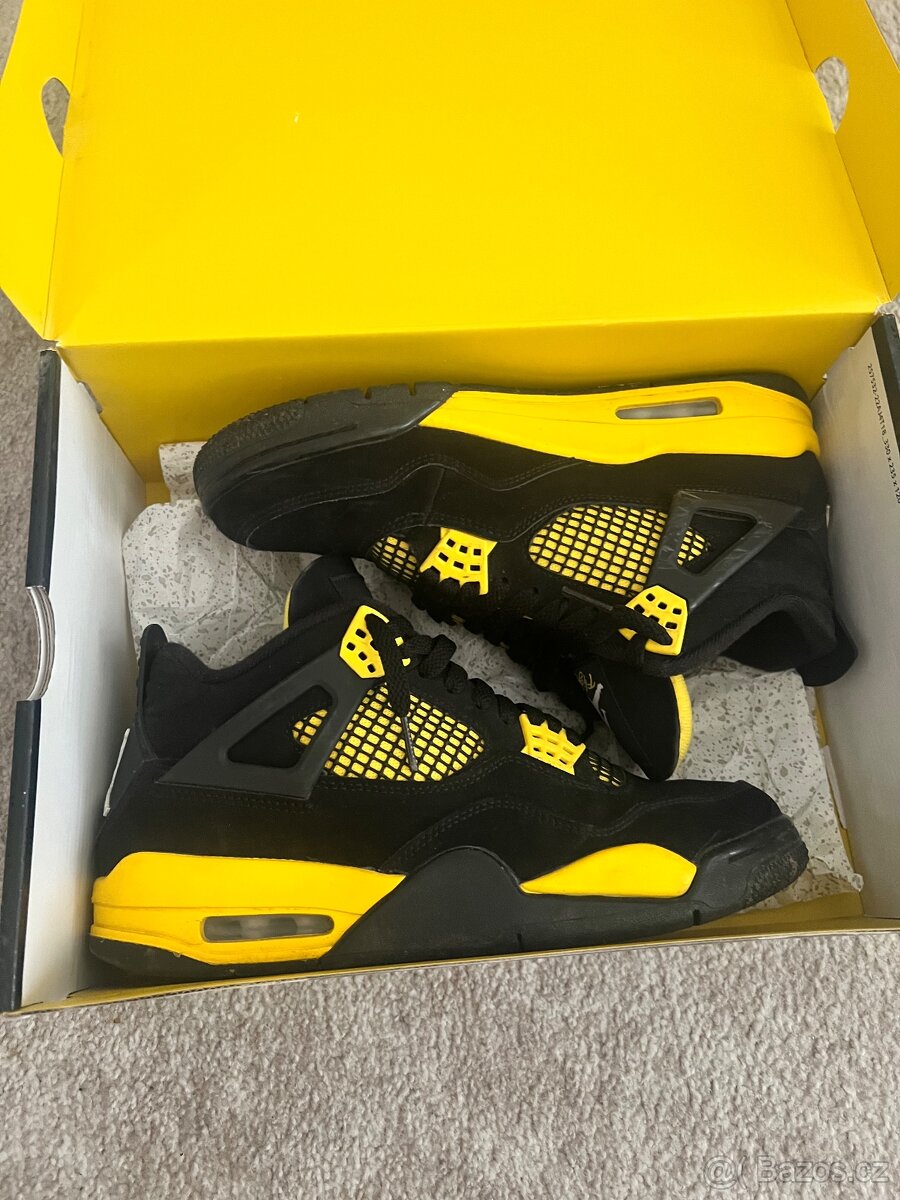 Jordan 4 yellow thunder
