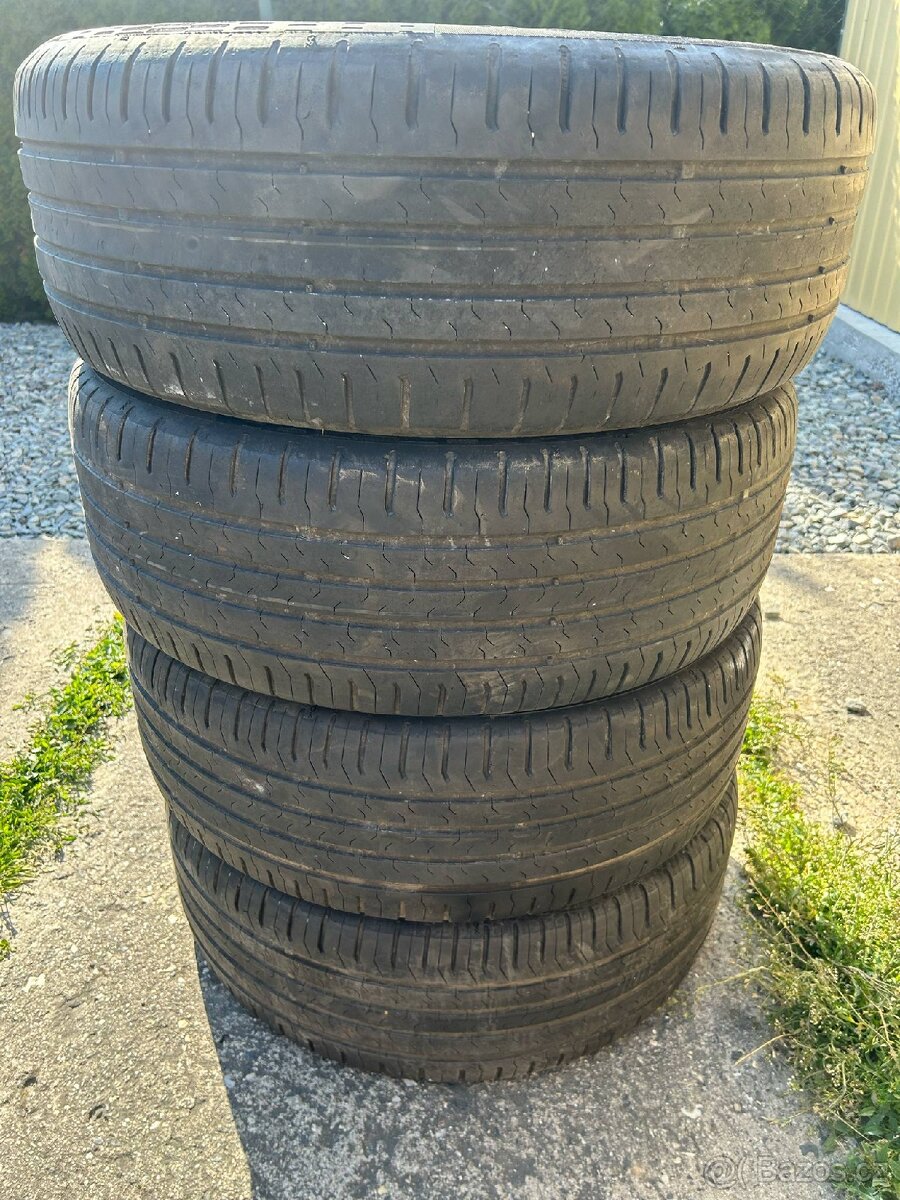 Pneu Continental 215/55/17