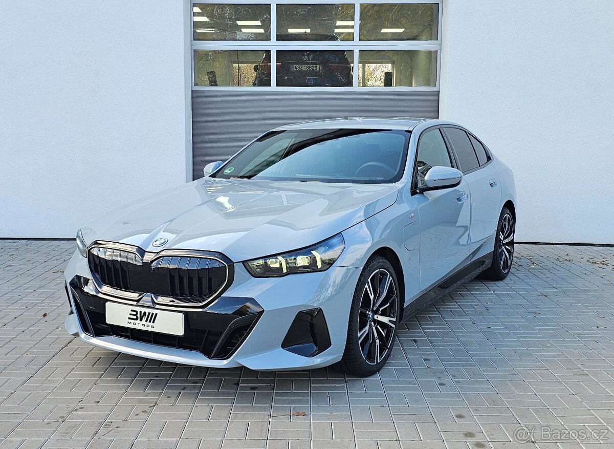 BMW Řada 5, 550e xDrive