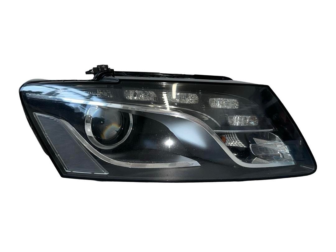 Pravý bixenon 8R0998030F Audi Q5 8R r.v. 2010