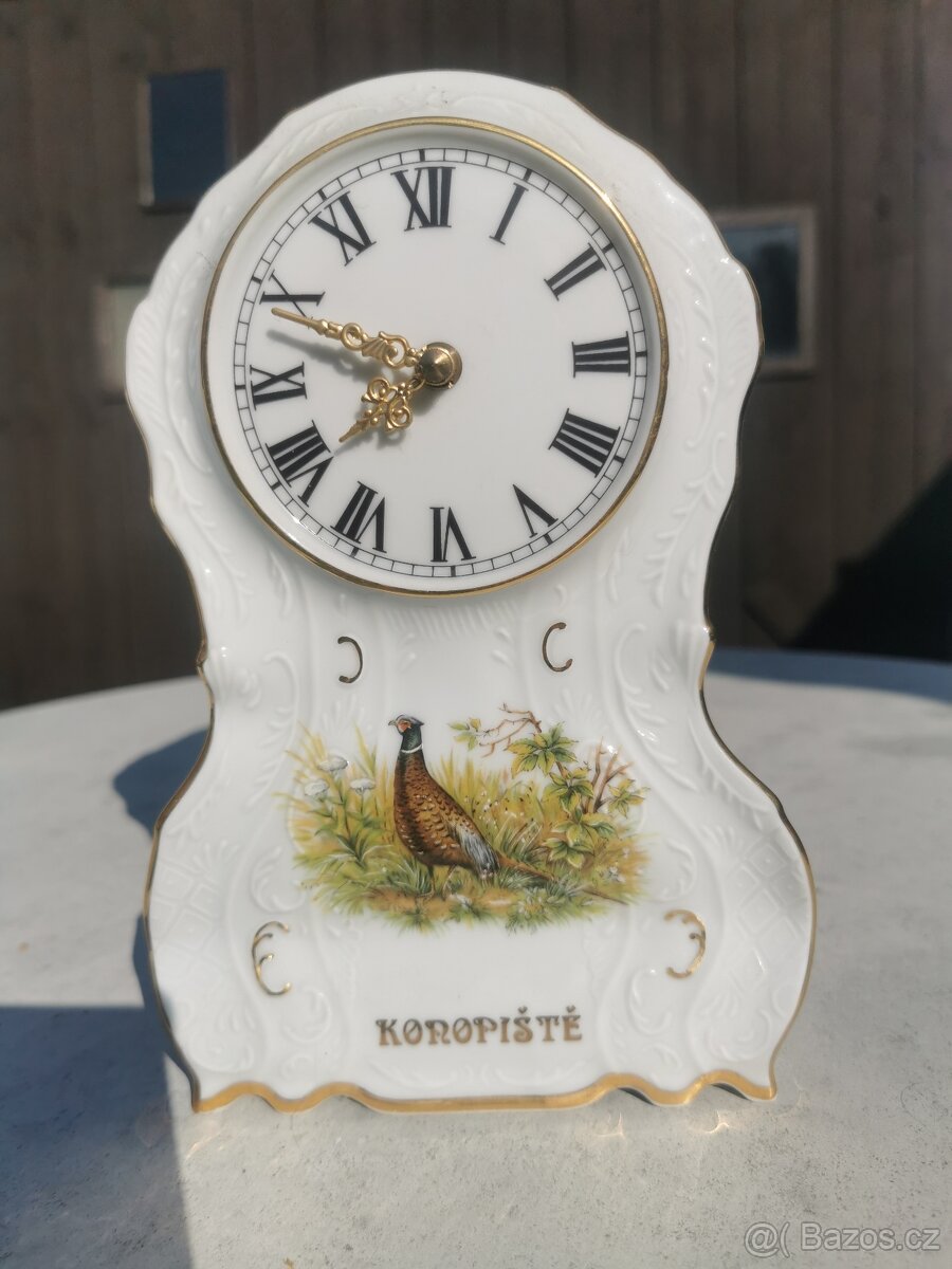 Porcelánové hodiny s loveckým motivem, Konopiště