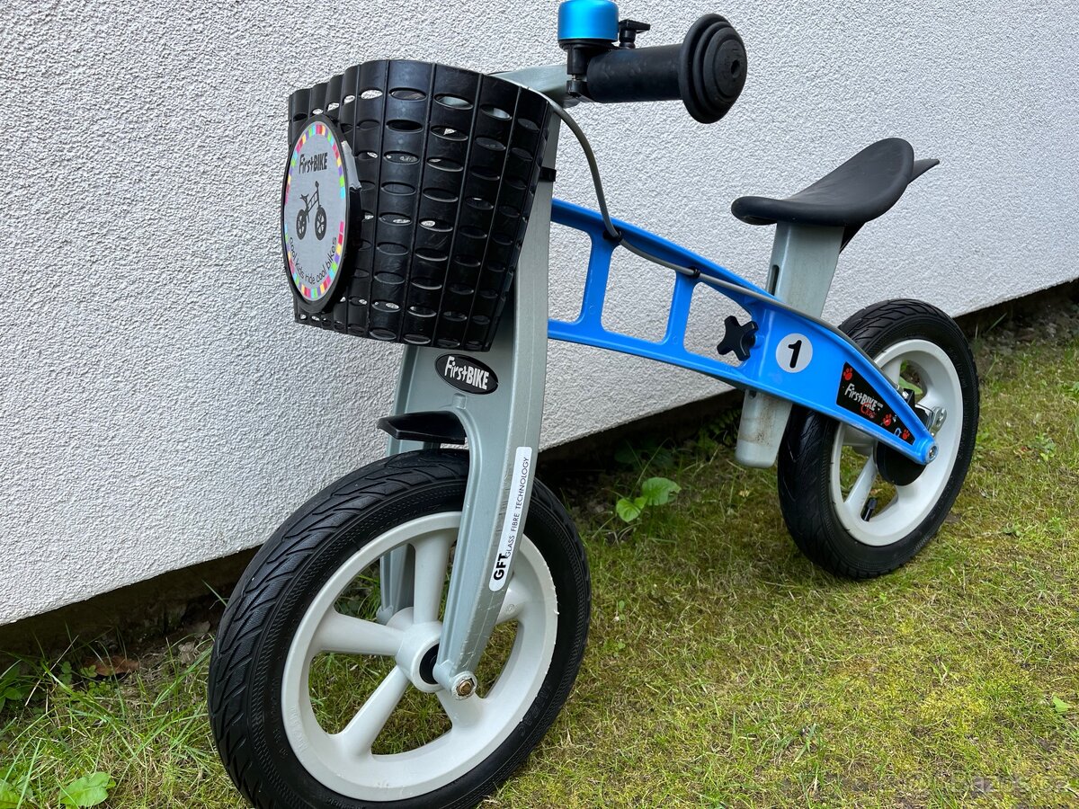 Dětské odrážedlo FirstBike