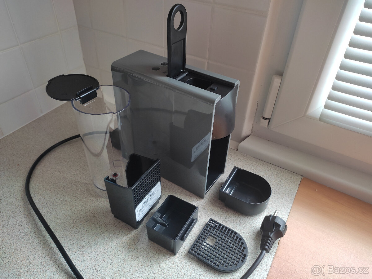 Nespresso Krups Essenza Mini Grey XN110B