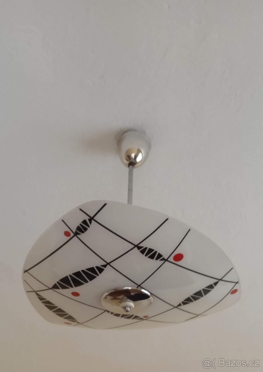 Retro lustr Brusel