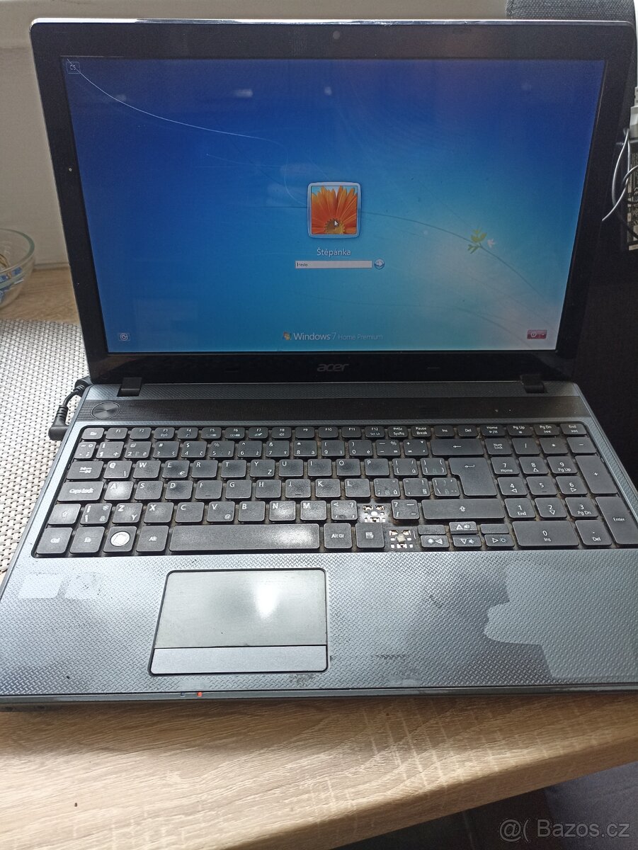 Acer Aspire 5749