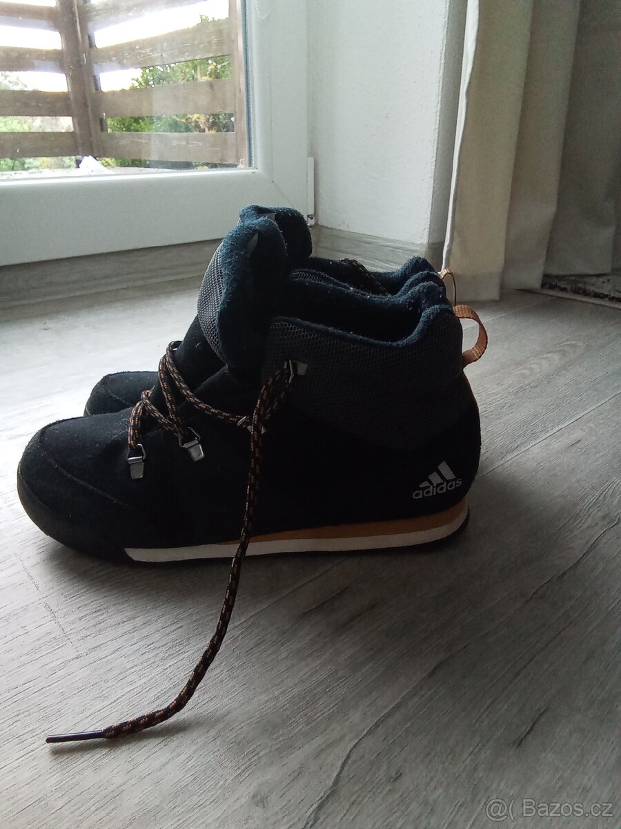 Zimní boty Adidas vel.38