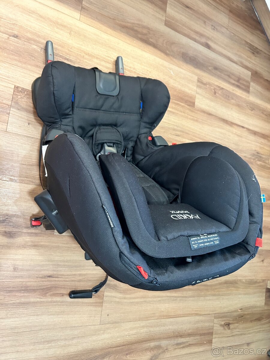 Axkid Duofix protisměrná autosedačka