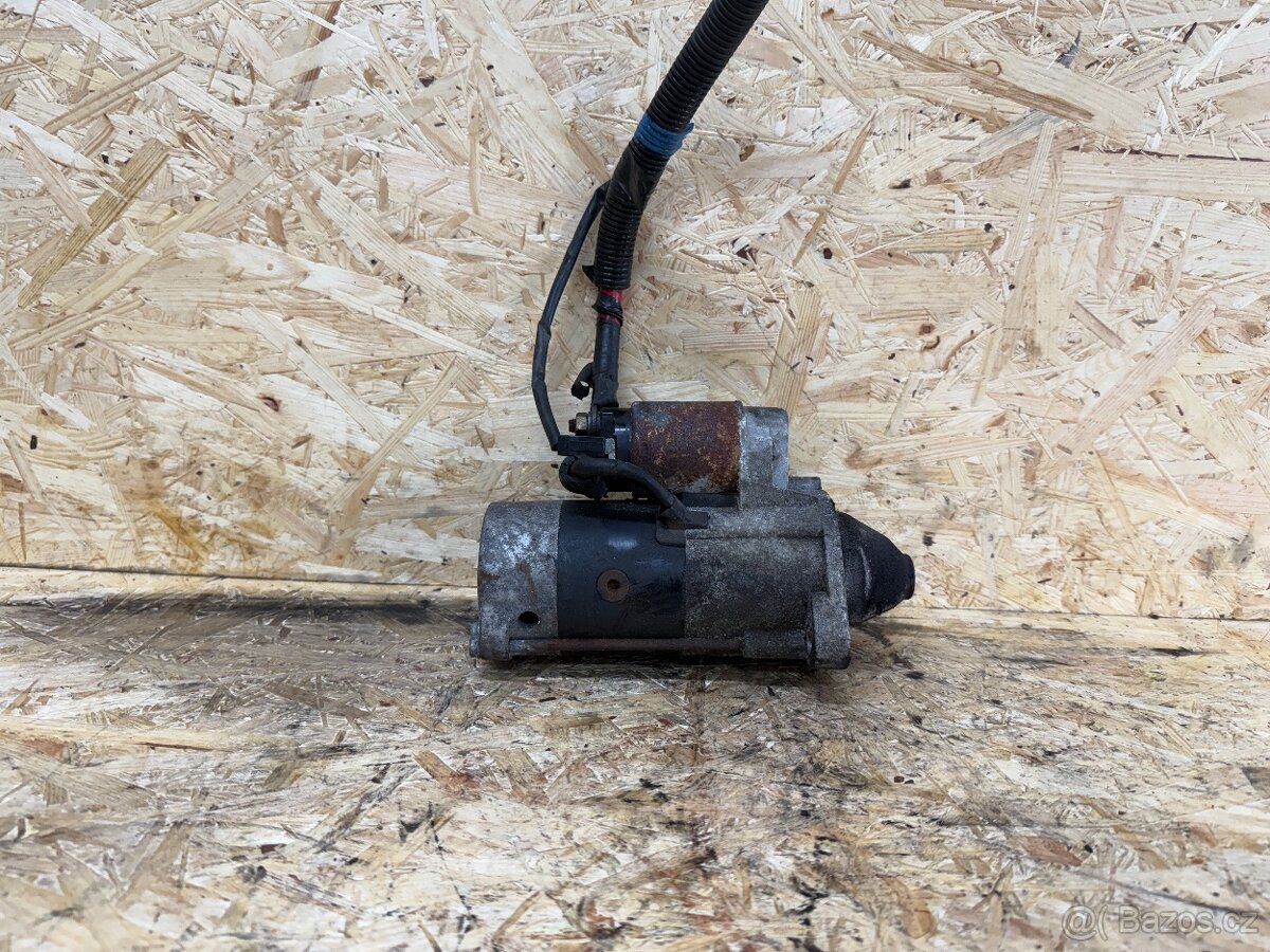 STARTÉR HYUNDAI H1 2.5 CRDI  STX200087