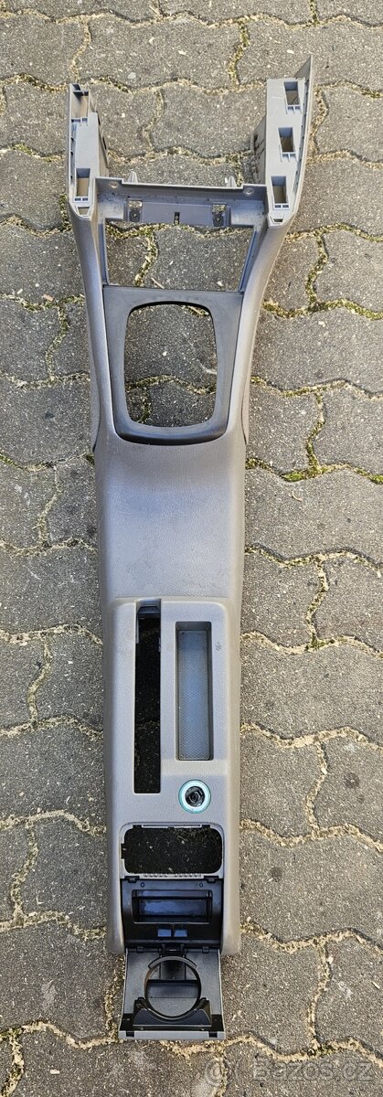 Středový panel Škoda Octavia 1.