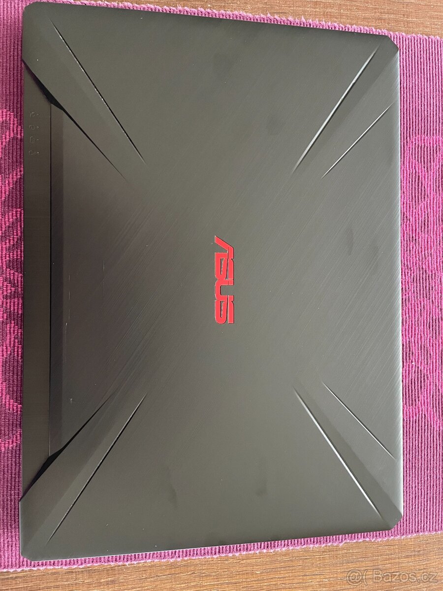 Herní notebook ASUS TUF Gaming FX505GM-AL323T – výkonný 15,6