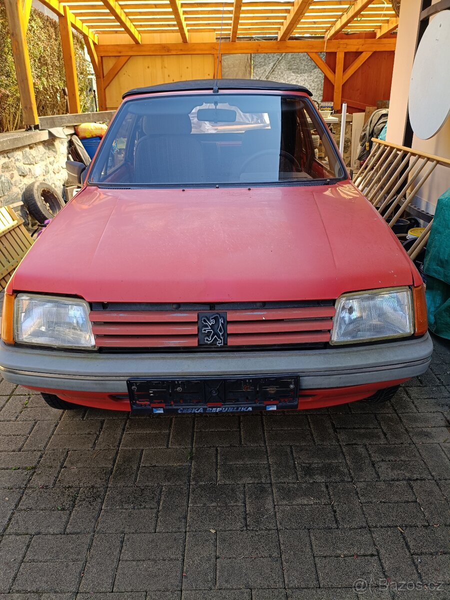 Peugeot 205