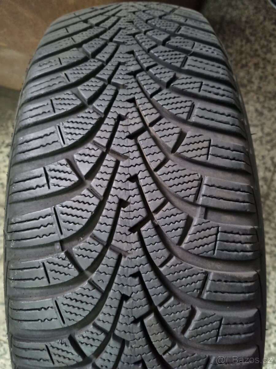 Zimní pneumatiky Goodyear 195/60 R16 93H
