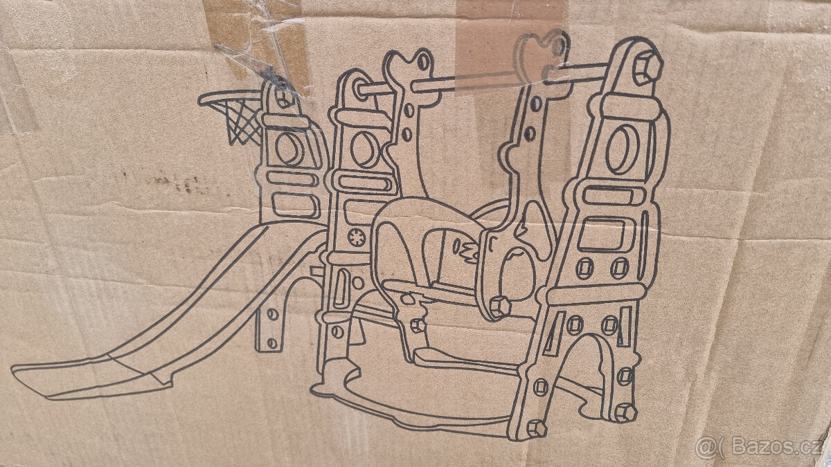 Dětská skluzavka a houpačka venkovní, použitá