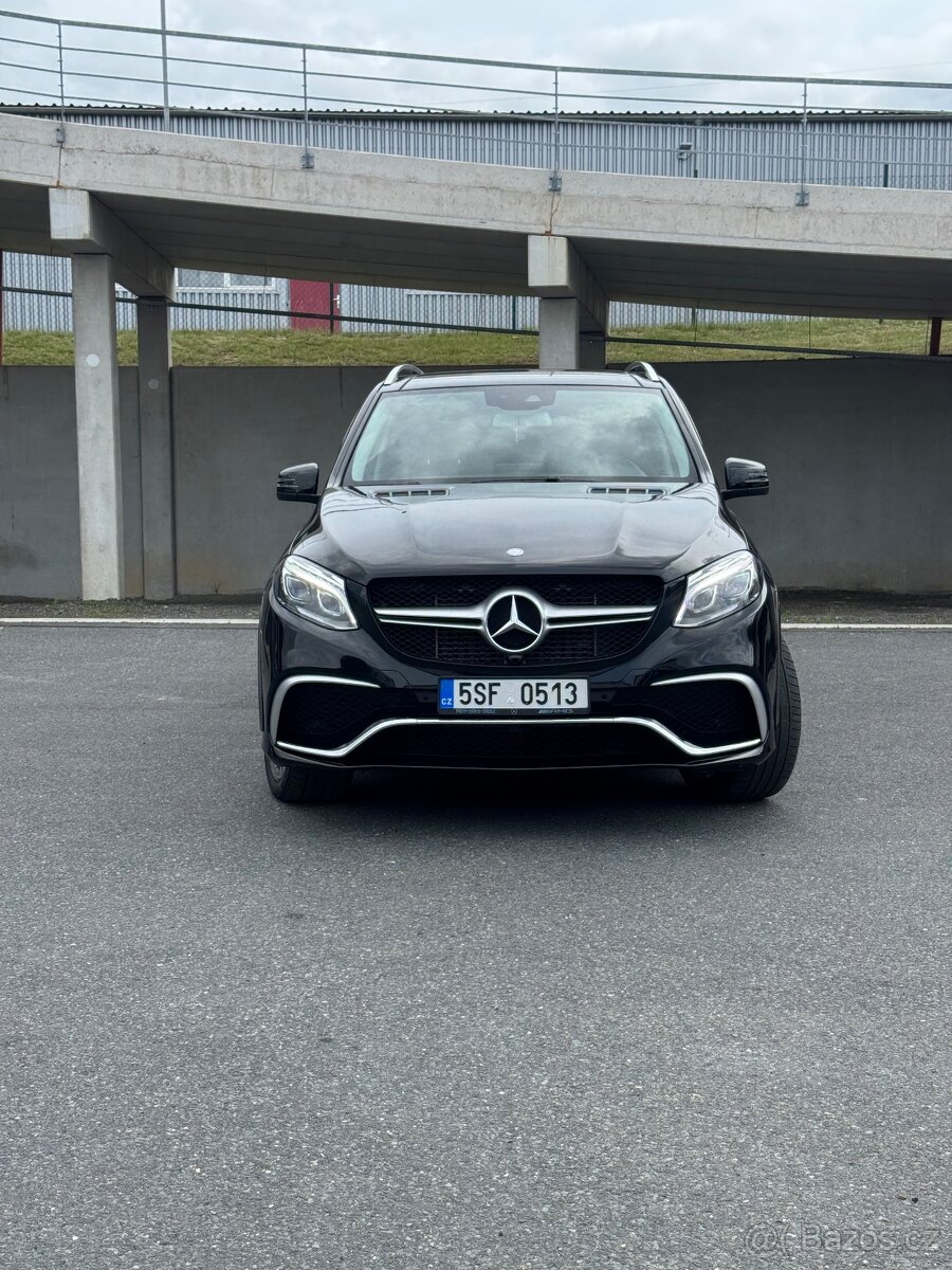 Mercedes-Benz GLE 350d 4MATIC + 2 dvě sady kol