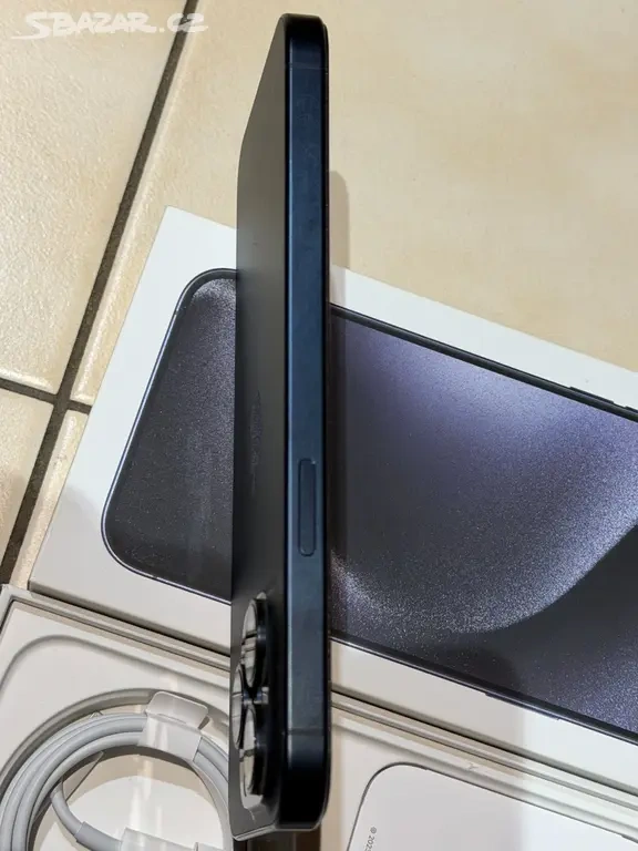 Prodám iPhone 15 Pro Max 256GB