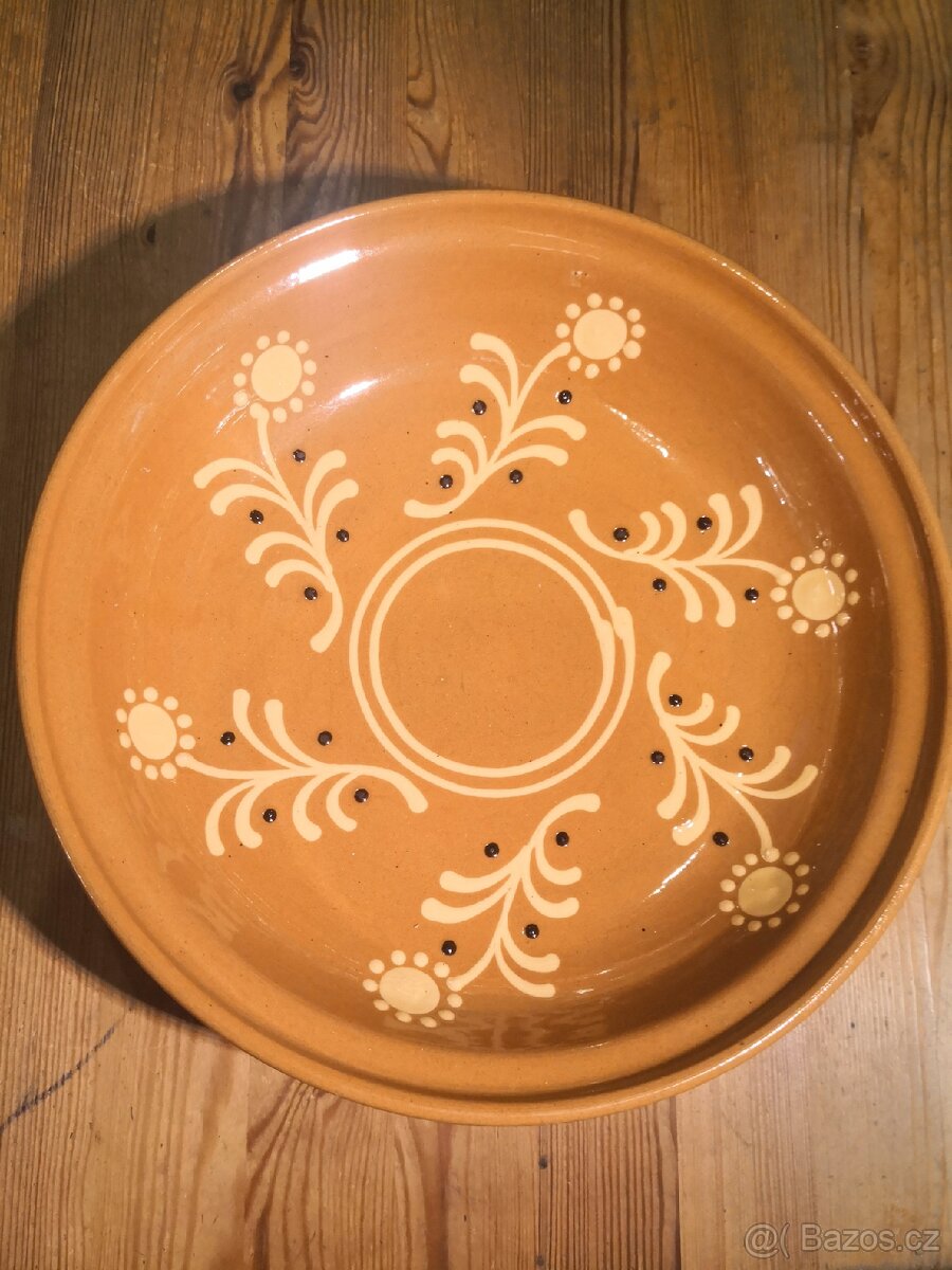 Keramická mísa