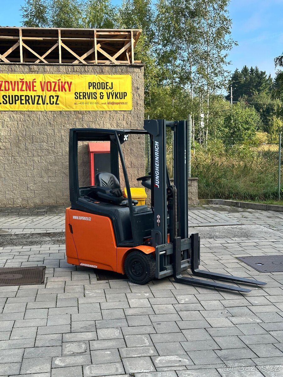 Jungheinrich EFG 213 (VV0128)